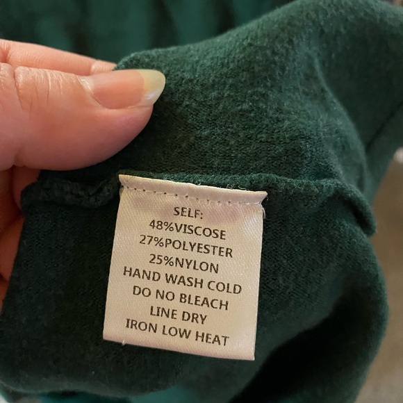 Women's Green Sweater - Picture 3 of 4